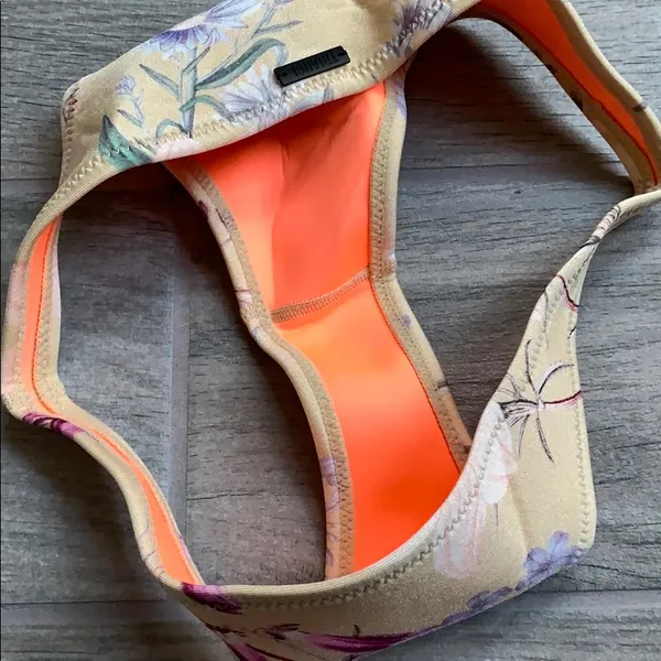 Triangl coco floral bikini bottom Tan Size XS - Image 8