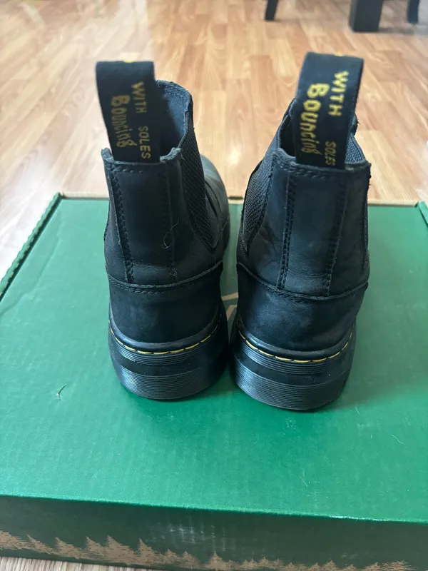 Dr. Martens Embury Chelsea Boots - Image 6