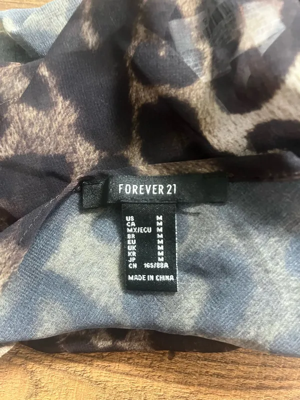 Forever 21 Going out Top - Image 2