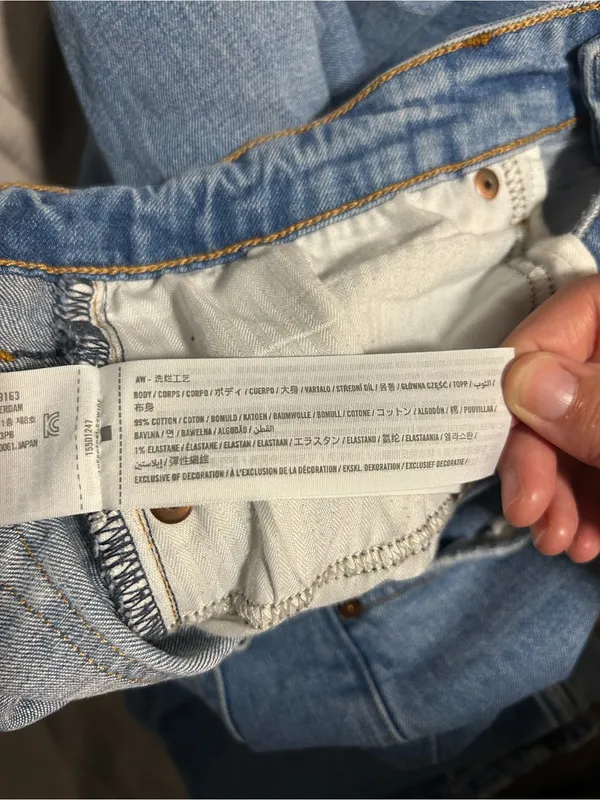 Abercrombie & Fitch Women's The Mom High Rise Curve Love Jeans Size 8/29 - Image 3