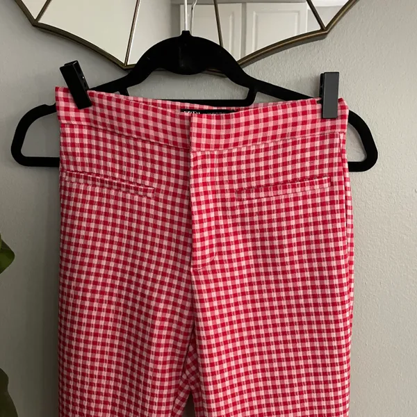 Zara NWT Red Pink Gingham Flare Cropped Pants - Image 8