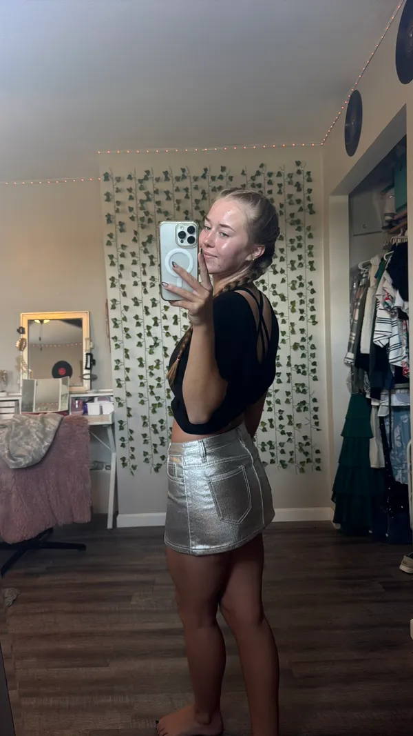 Pretty Little Thing Mini Skirt - Image 5