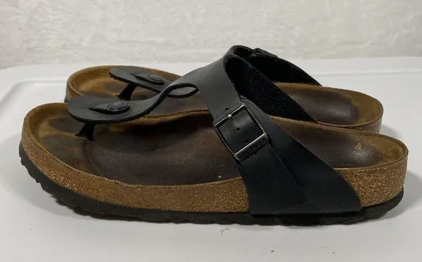 Birkenstock Sandals Women's Gizeh Black Birko Flor EU 39 US 8 - has some wear - Image 8