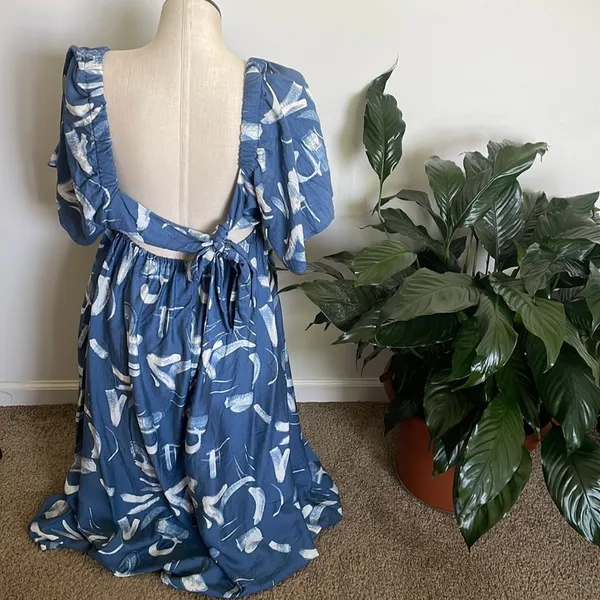 A new day dress woman’s Blue White abstract Back out Tie maxi Dress Size XL - Image 7
