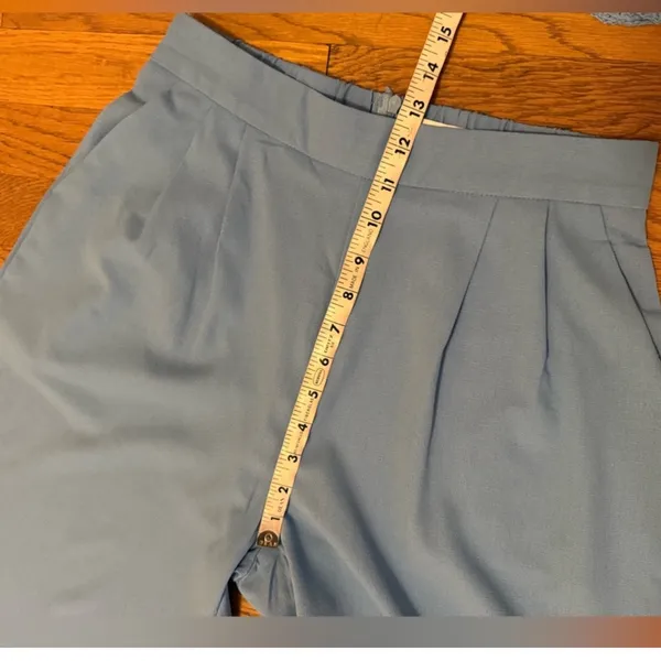 Nwt two piece wide leg pants and long sleeve matching top size M - Image 10