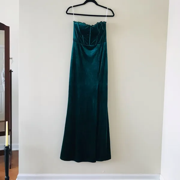 Lulus Luxurious Allure Emerald Green Velvet Strapless Maxi Dress, Size Medium - Image 4