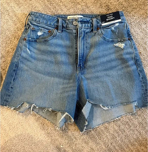 Abercrombie Curve love high rise dad denim shorts - Image 3