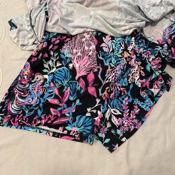 NWOT Lilly Pulitzer Multicolor Floral Wrap Romper - Pink, Blue, Teal! Size Large - Image 11