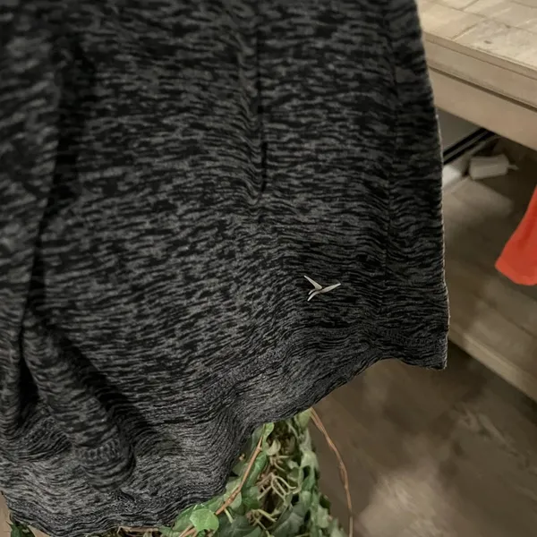 Women’s Gray Small Old Navy Tank Top - Image 2
