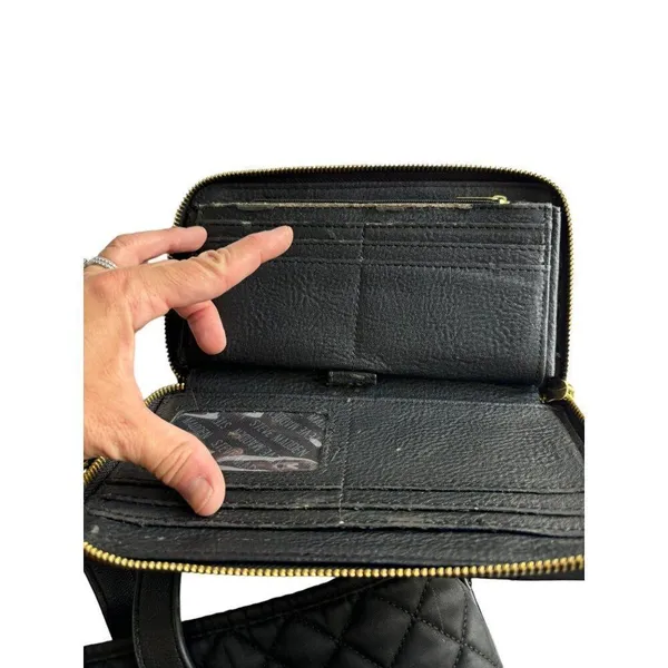 Steve Madden Black Quilted Tote & Wallet Set- note wear - Image 5