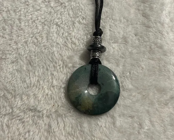 Donut Shaped Bloodstone Gemstone Necklace - Image 2