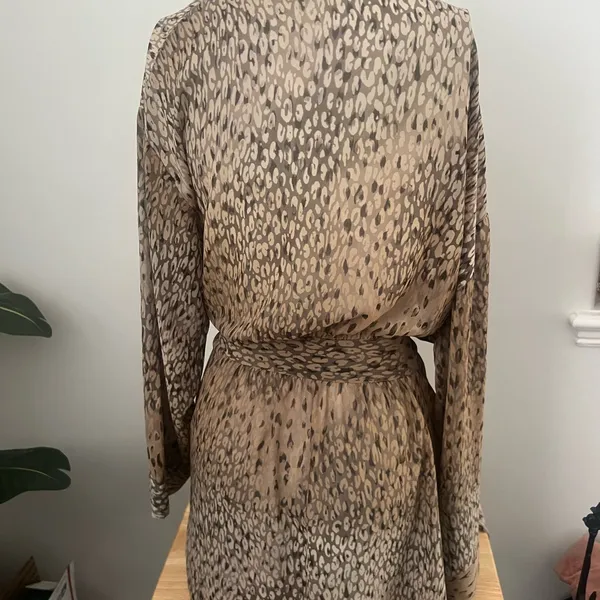 Victoria's Secret camo-colored kimono robe - Image 5