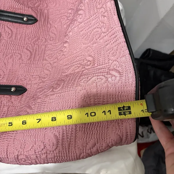 Steve‎ Madden Pink quilted tote Travel bag and detachable crossbody Bag Keychain - Image 14