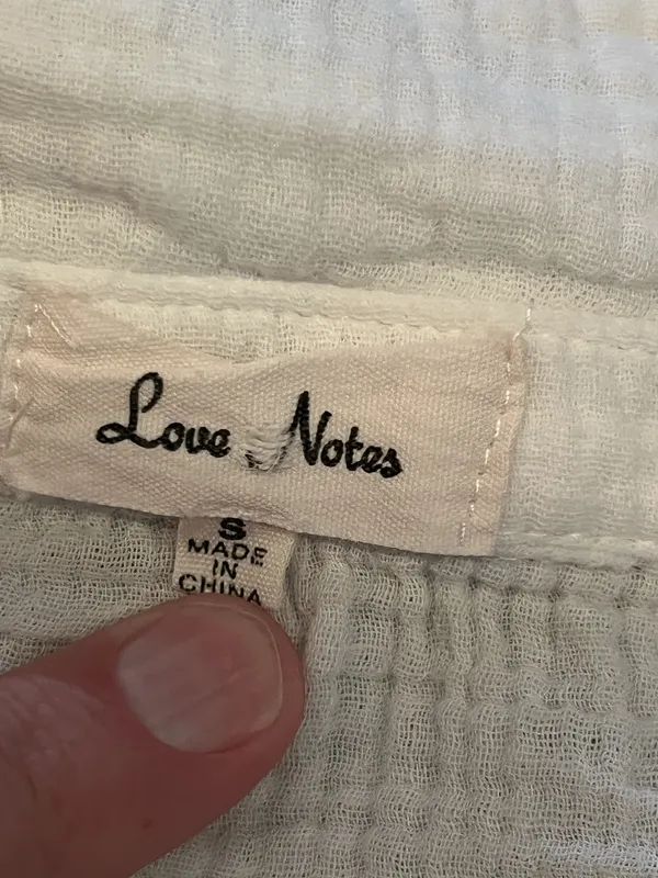 Love Notes Shirt Womens Small White Textured Gauze Button Front Cropped Top - Image 5