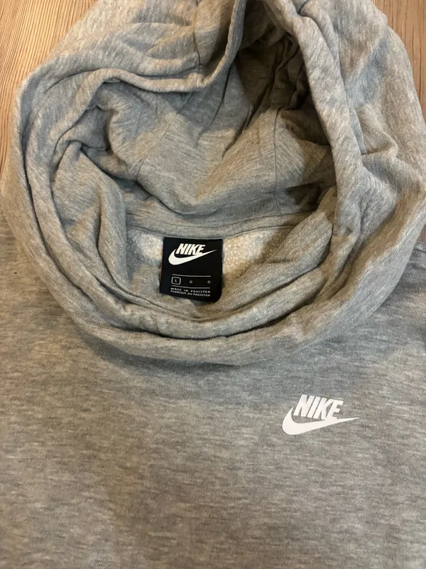 Nike Hoodie - Image 2