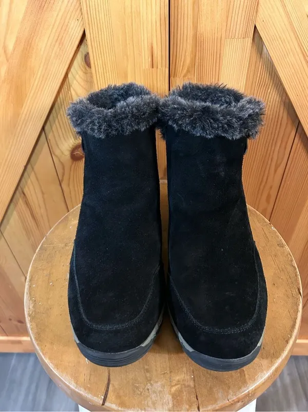 Staheekum Olivia Black Suede Womens Size 10 Cozy Plush Lining Boots - Image 2