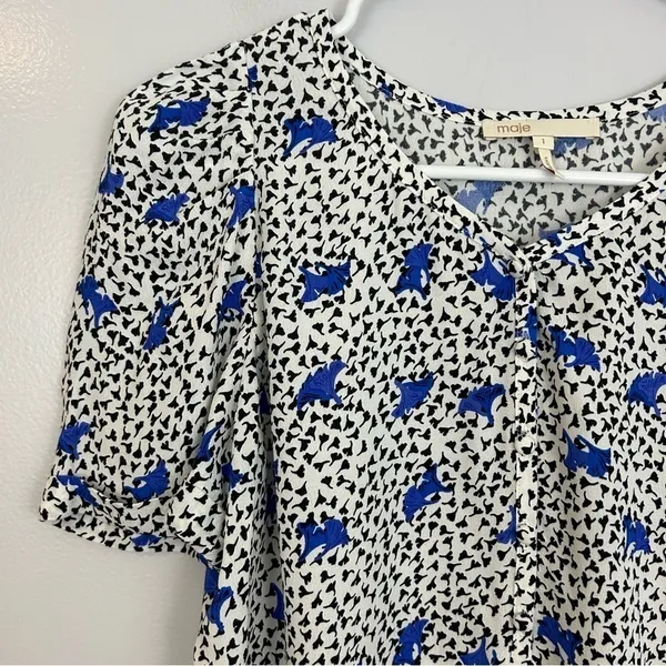 MAJE Lensam Floral Leaf Blue/White V-neck Short Puff Shoulder Blouse Size Small - Image 3