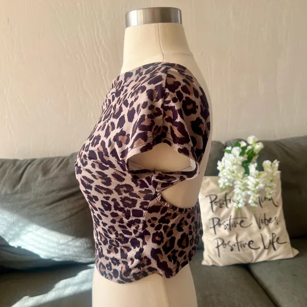 Backless Leopard Top Purple - Image 2