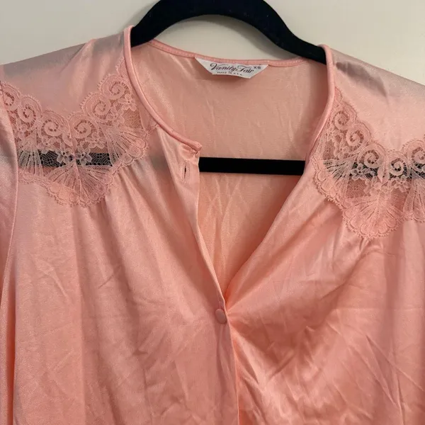 Vanity Fair Soft Pink pajama Top xsmall Vintage NWT - Image 2
