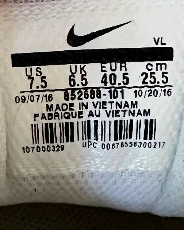 Nike Vapor Women’s Cleats - Image 6