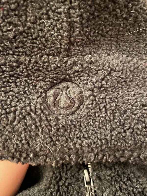Lululemon Black  Scuba Fleece - Image 6