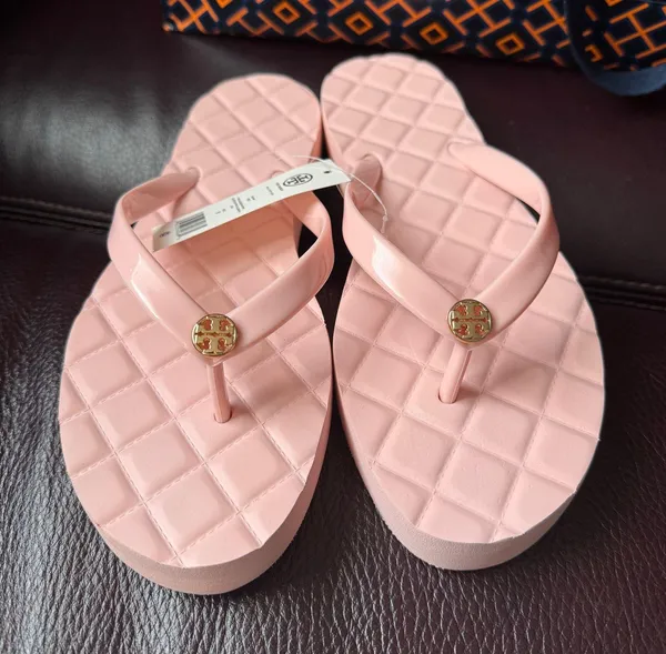 Tory Burch 2 inches platform Willa flip flop with Gold Emblem NWT Pink blossom - Image 5