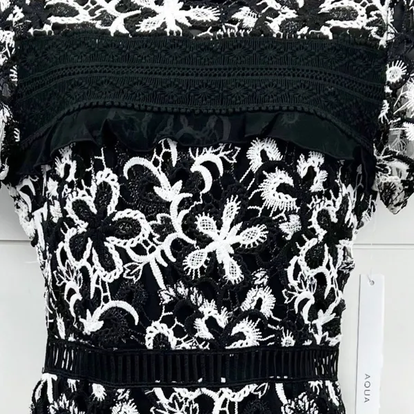 AQUA Floral Lace Sheath Dress Women XS Ruffle Cocktail Elegant Chic‎ Feminine - Image 3