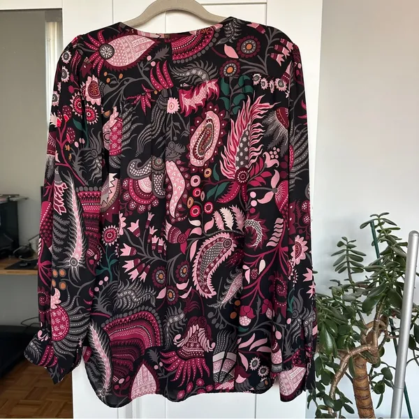 Loft Floral Patterned Women's Top - Image 5