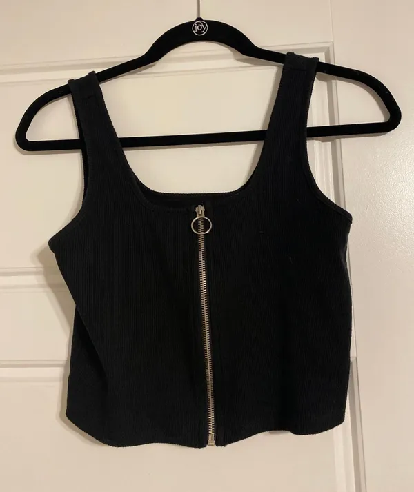 Wild Fable zip up crop top - Image 2