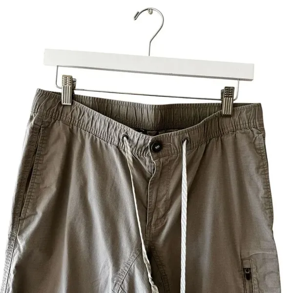 Vuori The Rise And Shine Organic Cotton Athletic Casual Gray Jogger Active Pants - Image 2