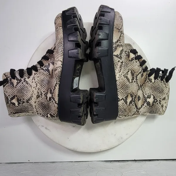 Lemonade Leather Snakeskin Combat Boots Womens 8 Cream Black Chunky Platform - Image 6
