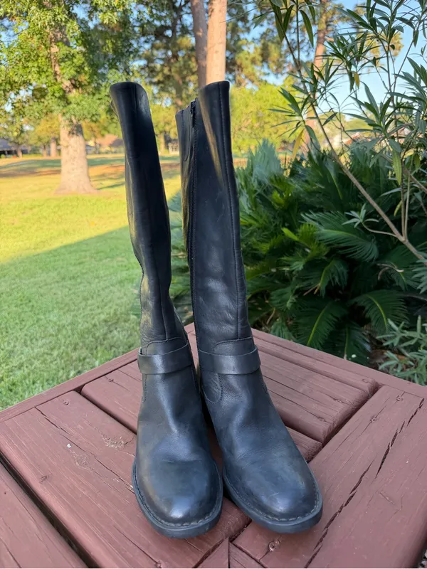 Børn Black Leather Knee High Harness Riding Boots Size 8 $200 Retail - Image 2