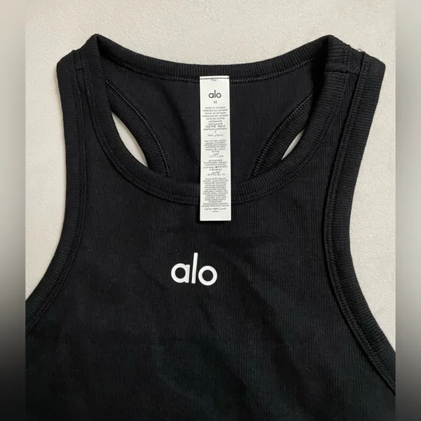 ALO Yoga NWT Aspire Tank Top Ribbed in Black Size M - Image 7