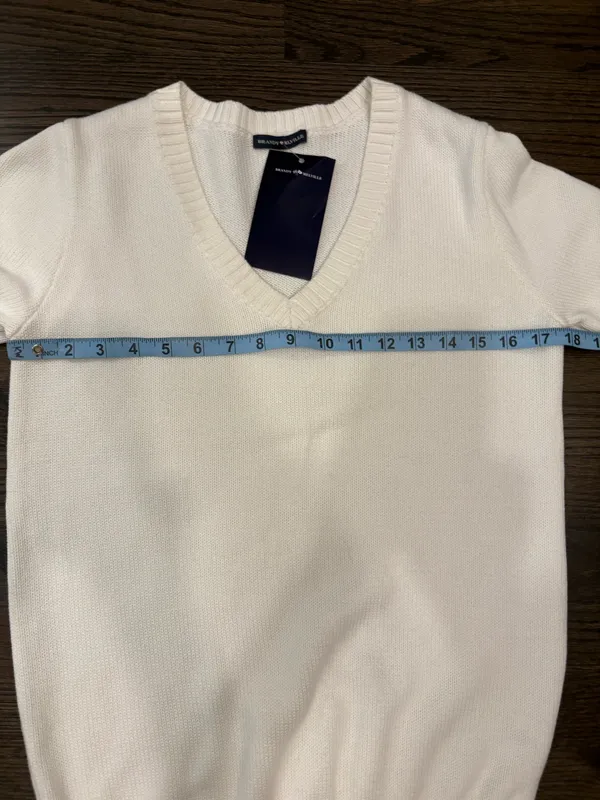 Brandy Melville White Long Sleeve Sweater V-Neck - Image 2