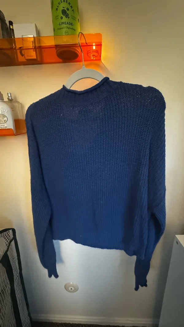 American Eagle Blue Sweater Knit - Image 2