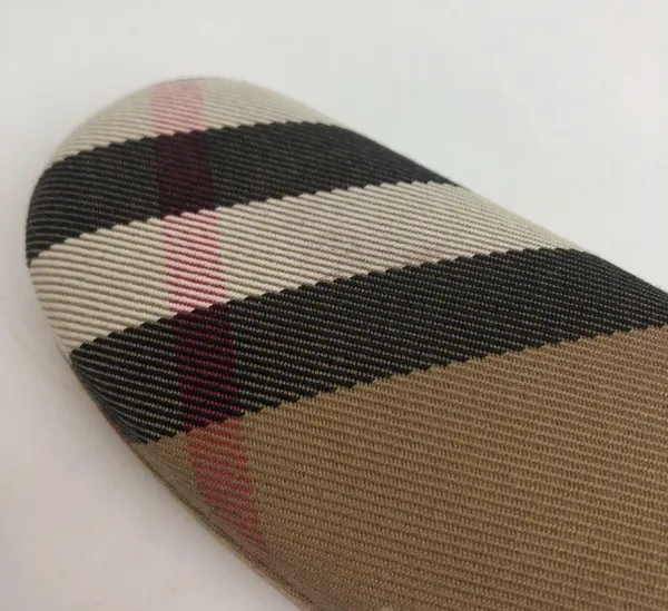 BURBERRY Eyeglasses Case Beige Red Black Burberry Plaid - Image 4