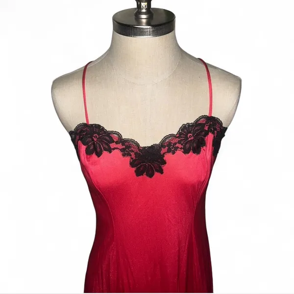 Undercover Wear Vintage Silk Feel Slip Dress Gown Red Black Lace Trim Goth Sexy - Image 2