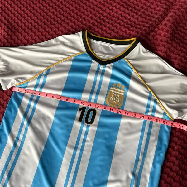 Official Argentina Messi #10 Jersey NWT Size L - Image 5