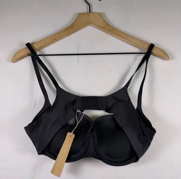 SKIMS Ultimate Balconette Push Up Bra 34A - Image 4