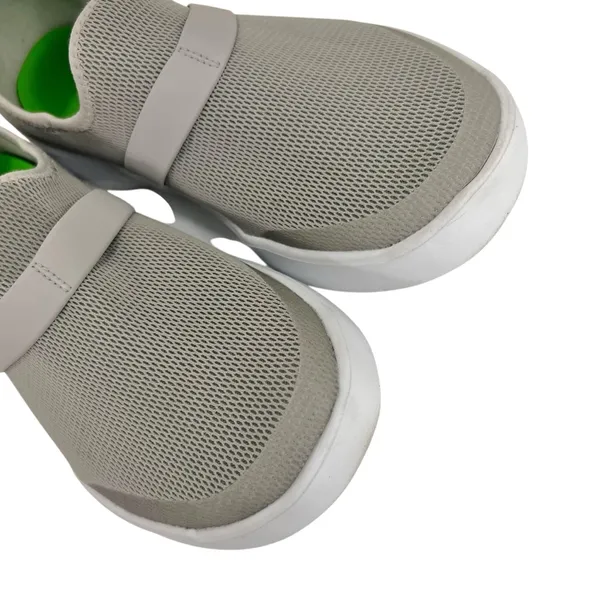 OOFOS OOmg Low Mesh Recovery Shoes White / Gray - Image 7