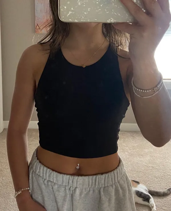 Old Navy Active black athletic tank top - Image 2