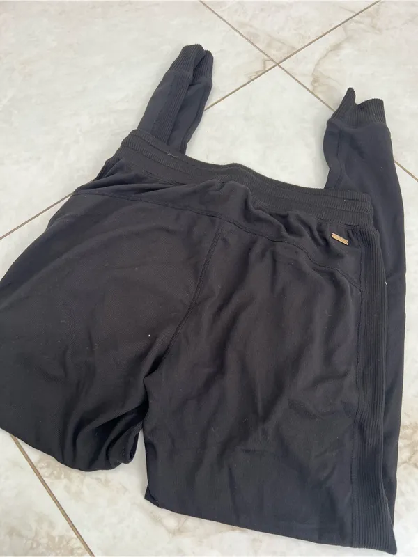 ALALA Black Soft Knit Joggers Size Small - Image 3