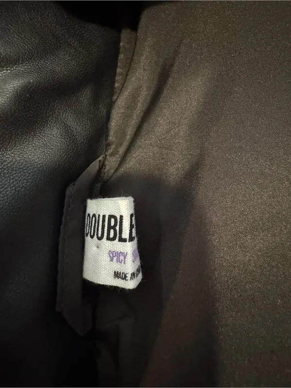 Double Zero Black Faux Leather Puffer Vest – Size S - Image 4