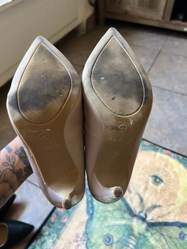 Anne Michelle Women's Nude Patent Pointed-Toe Heels - Image 8