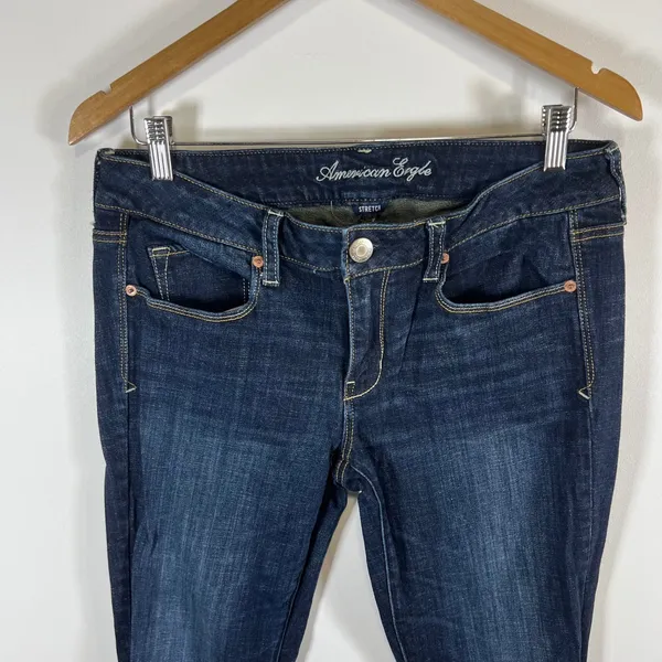 American Eagle Stretch Bootcut Jeans Dark Wash Sequin Back Pocket‎ Size 12 Tall - Image 3