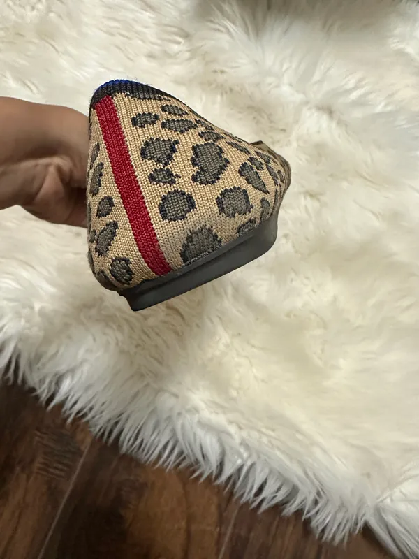  ROTHYS round toe washable cheetah flats  - Image 7