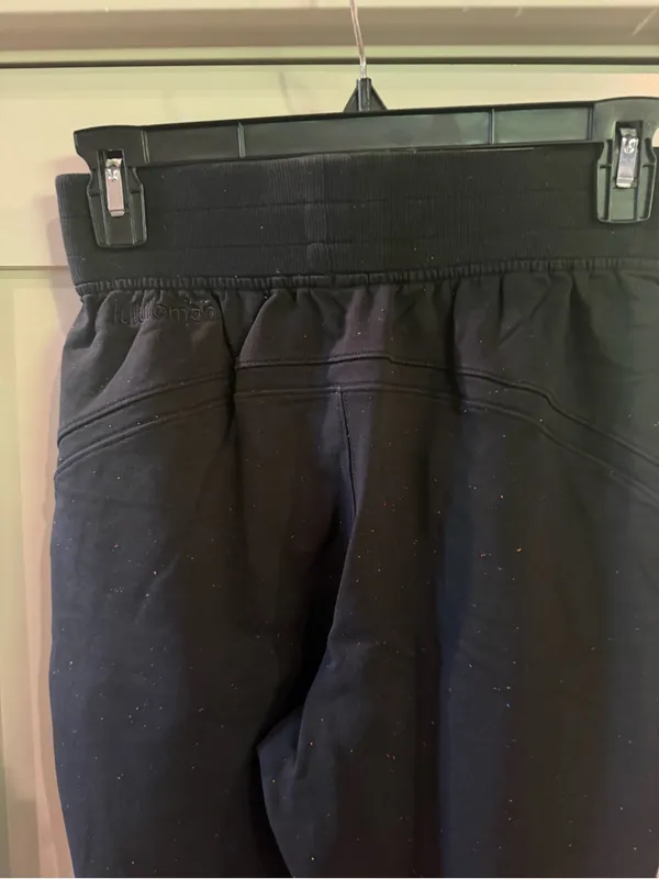 Lululemon LA Warm Down Joggers women’s size 6! Black confetti! - Image 8