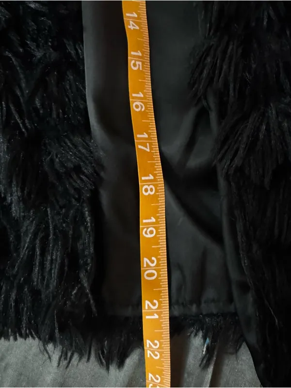 Blue blush Bambi faux fur fringe black jacket NWOT size small - Image 12