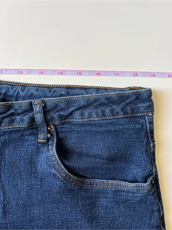 Hybrid & Company Plus Size 22 Stretch Denim Pencil Mini Skirt Dark Wash - Image 11