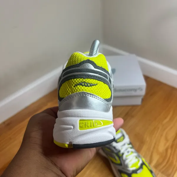 Saucony Grid Jazz 9 Yellow Silver Size 5.5M/7W - Image 19